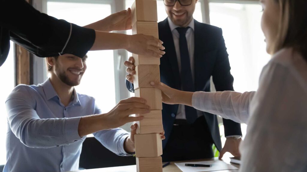 Team Building Workshops: How To Plan It + 17 Ideas