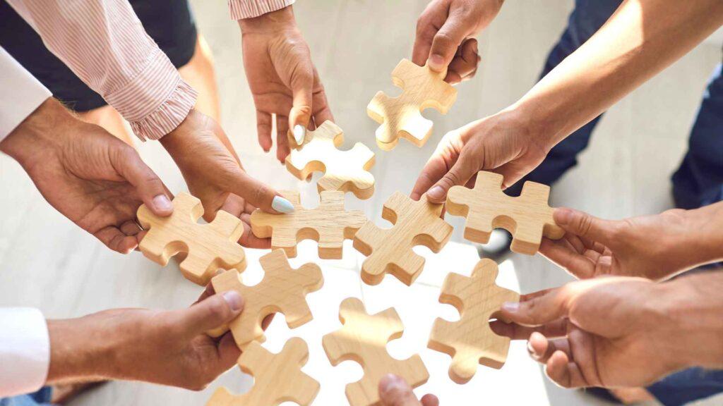 19 small fun activities to boost employee engagement in the office